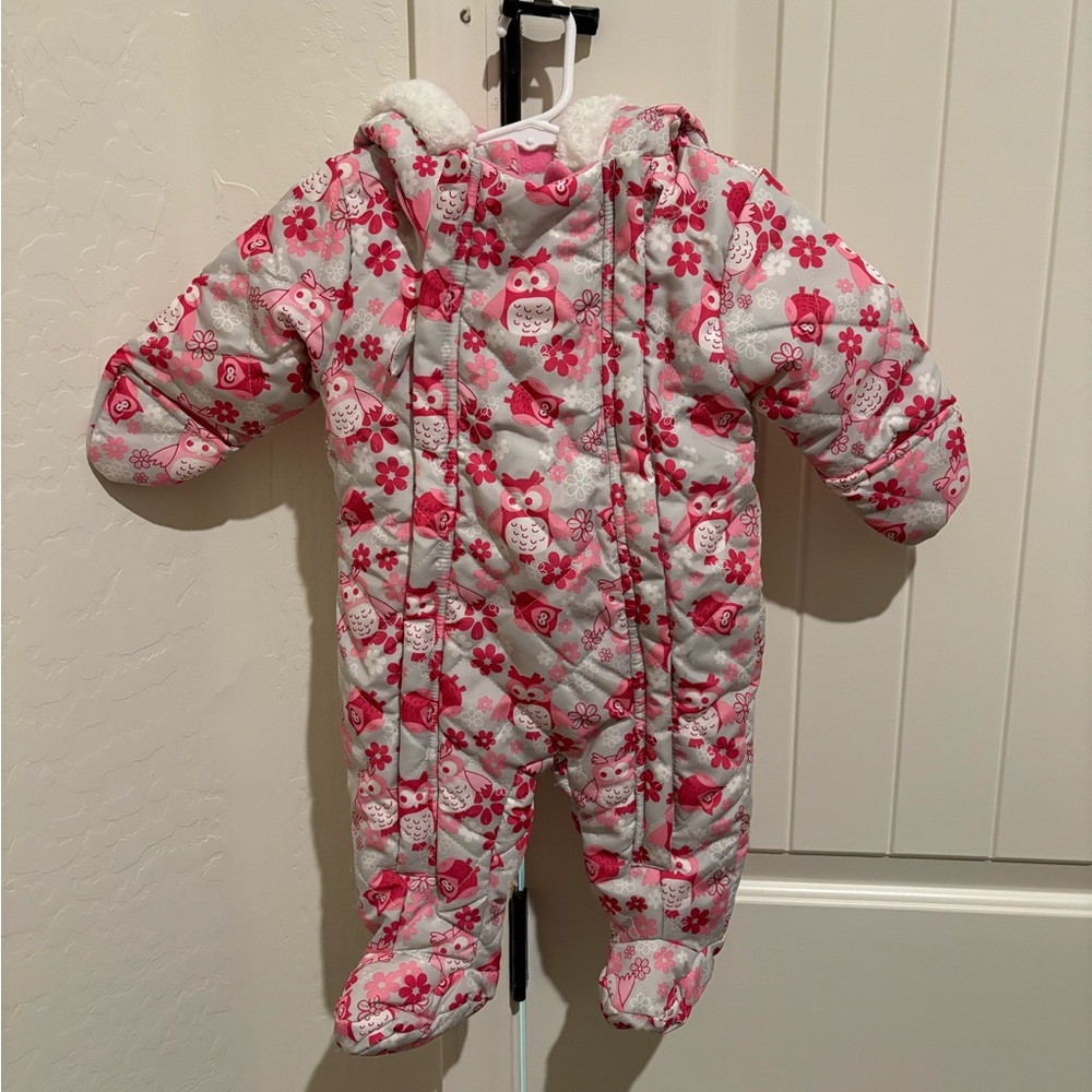 Puffer snow suit
